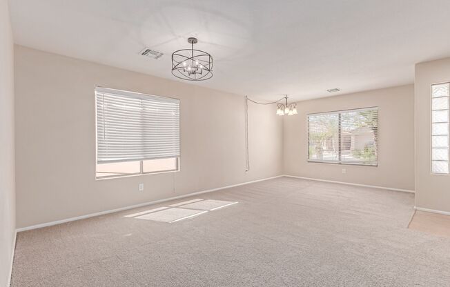 Maricopa's Rancho El Dorado – Great Location & Comfortable Living!