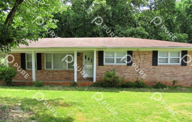 5002 Ortega Cir!
