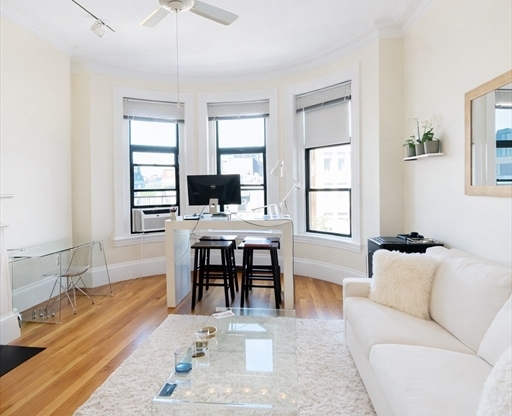 Studio, 1 bath, 458 sqft, $2,750, Unit 4K