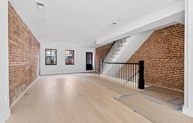110 LUQUER ST