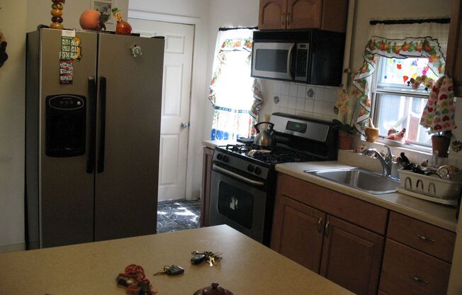 741 SOMERVILLE AVE
