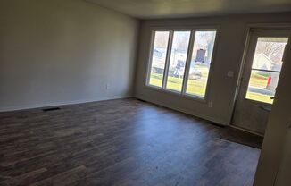 3 beds, 1 bath, $1,450