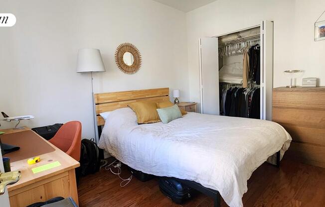 301 W 21 ST