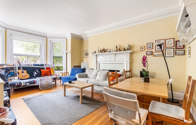 373 COMMONWEALTH AVE