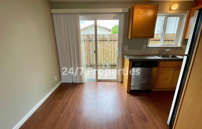 Adorable 1BD I 1BA Apartment Home - Oregon City!