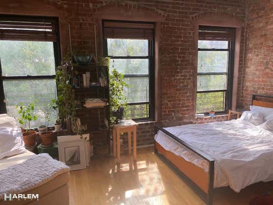 246 W 132 ST