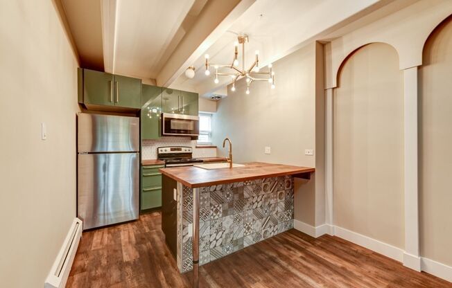 Black Swan Properties | 1380 Steele Street, Denver, CO 80206