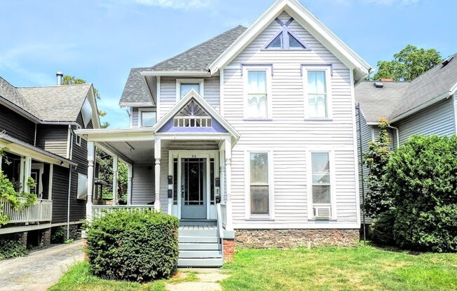 32 Tracy  Street