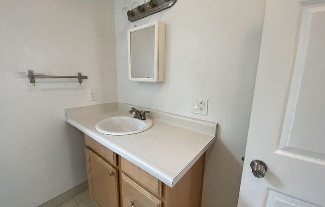 1 bed, 1 bath, $1,895