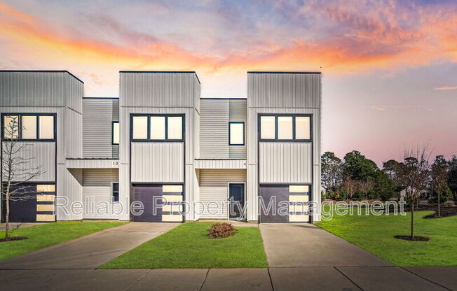 14 S LAIRD DR