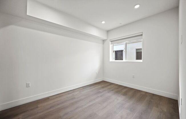 1 bed, 1 bath, 445 sqft, $2,350, Unit 411