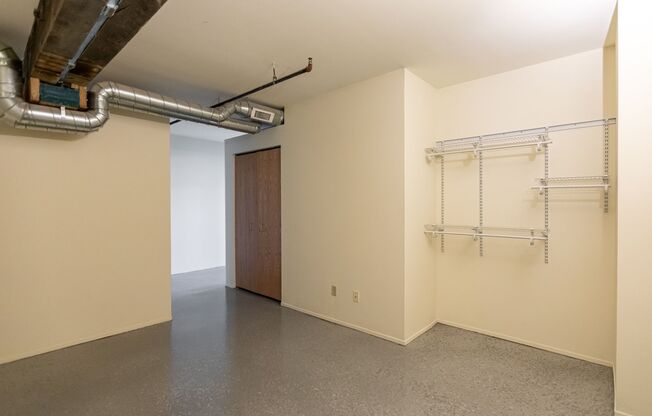 2 beds, 1 bath, 212 sqft, $1,625, Unit 008