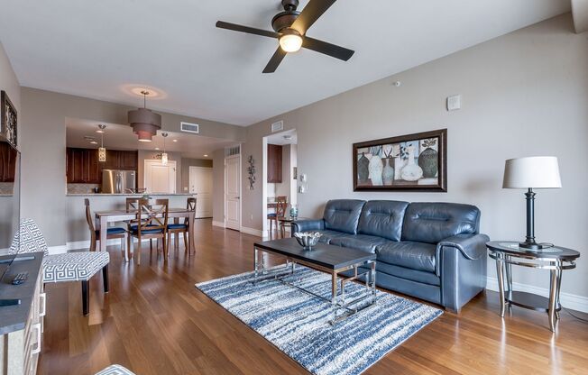 GORGEOUS FURNISHED CONDOMINIUM WITH GREAT AMENITIES