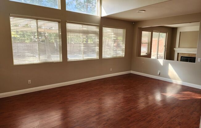 South Temecula home in Paseo del Sol. 3 bedrooms plus Loft.