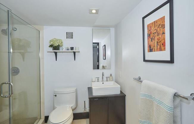 Studio, 1 bath, 671 sqft, $4,950, Unit 4M