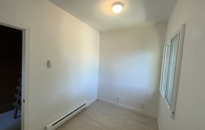 3 beds, 1 bath, 1,148 sqft, $2,800, Unit 3