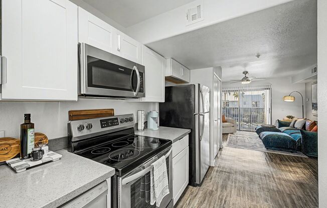 2 beds, 2 baths, 850 sqft, $2,900, Unit 314