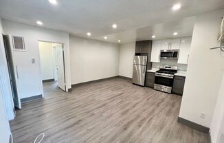 2 beds, 1 bath, 1,025 sqft, $2,850