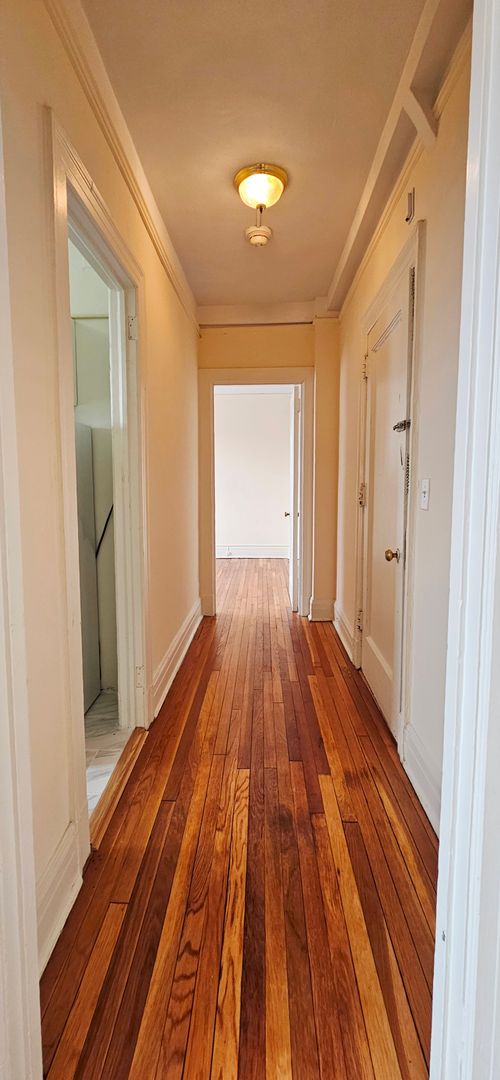 2 beds, 2 baths, 775 sqft, $1,850, Unit 505