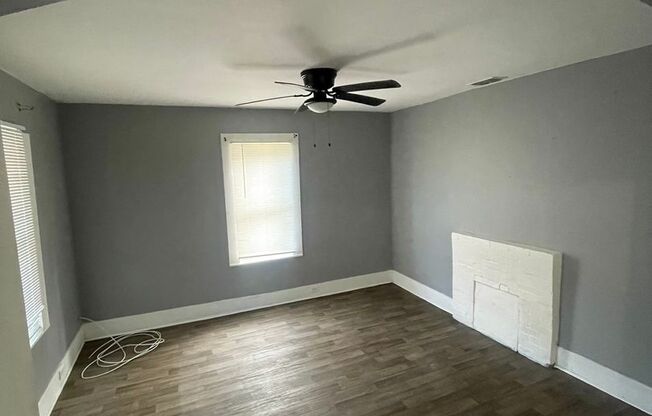 Beautiful 2-bedroom 1.5-bath home! - ***TWO WEEKS FREE***