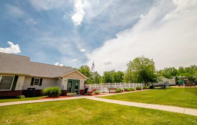 Clubhouse at Foster's Landing Apartments