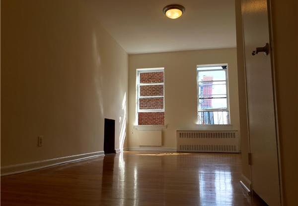 Studio, 1 bath, $2,595, Unit 5-B