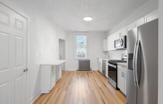 2 beds, 2 baths, $1,350, Unit 222 8th Street