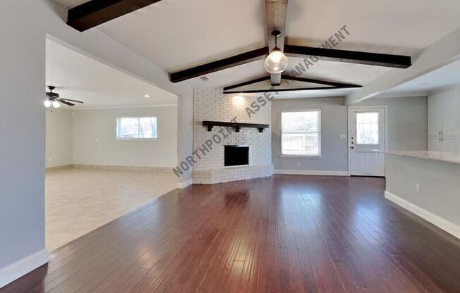 2724 RUSSWOOD LN