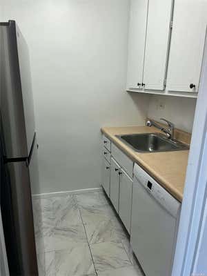 1 bed, 1 bath, 650 sqft, $2,350, Unit 12C