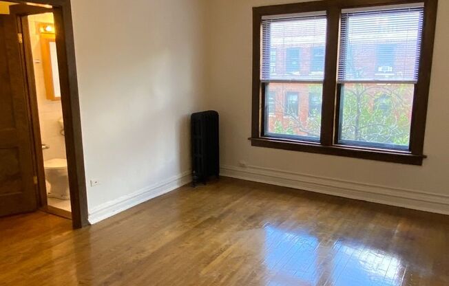 Studio, 1 bath, 320 sqft, $1,325, Unit 225-312