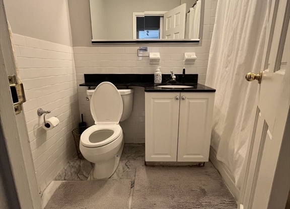 Studio, 1 bath, 590 sqft, $3,400, Unit 6M