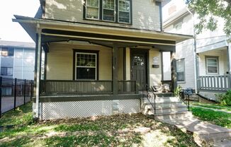 929/931 Goodhue Duplex