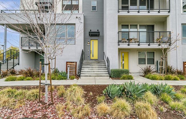 Modern 4-Bedroom Home with Luxury Features in San Jose