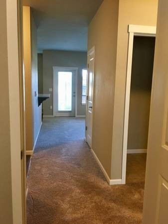 2 beds, 2 baths, 1,029 sqft, $1,695, Unit 116