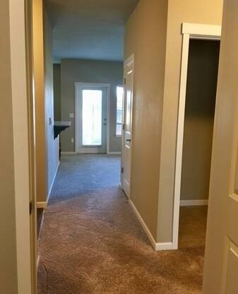 2 beds, 2 baths, 1,029 sqft, $1,695, Unit 116