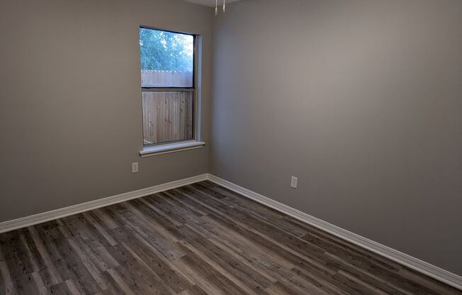 Beautifully Remodeled 2 bed/2 bath home in North Gate Village