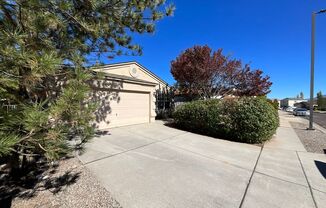 3 beds, 2 baths, $1,650