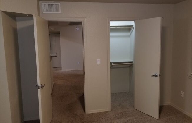 2 beds, 2 baths, $1,700