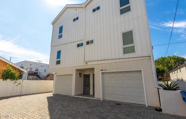 4177 Normandie Avenue