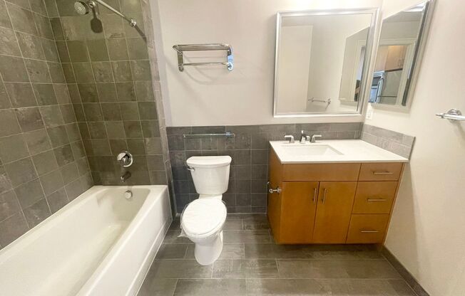 Studio, 1 bath, $2,150, Unit 726