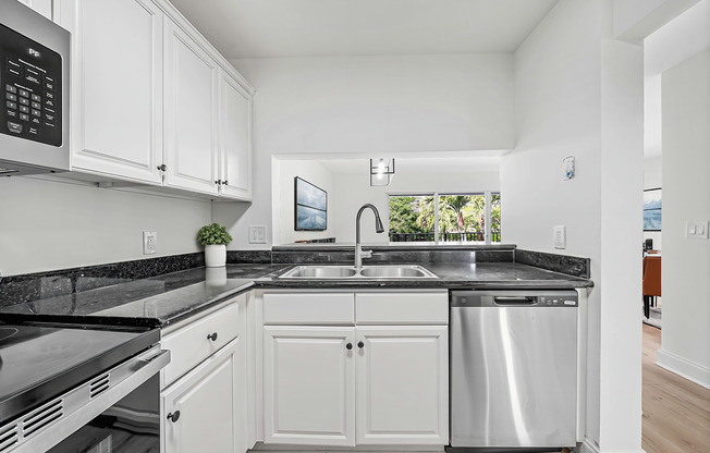 2 beds, 2 baths, 1,067 sqft, $2,295, Unit 5458 - 105