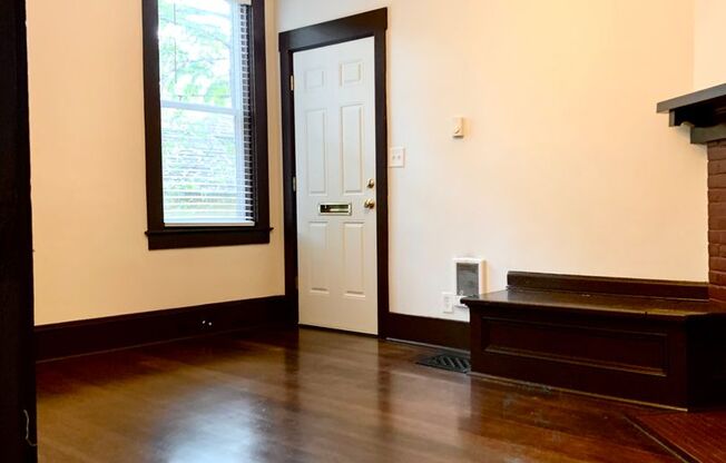 638 Church St. #14122