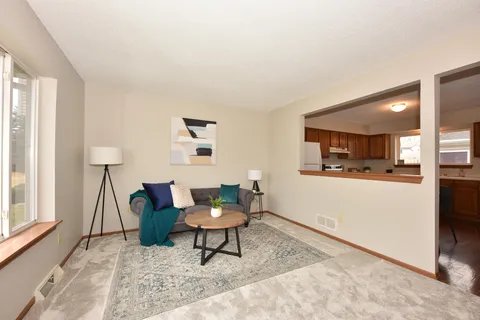 11528 WINDSOR CT