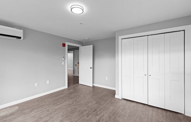 3 beds, 1 bath, 1,300 sqft, $3,250, Unit 9 Monarch Way Apt 101