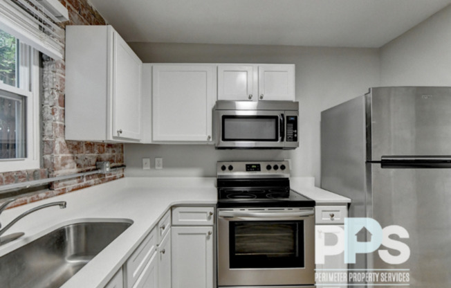 221 Lampkin Street NE