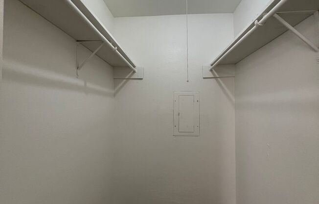 1 bed, 1 bath, 660 sqft, $1,040, Unit 209