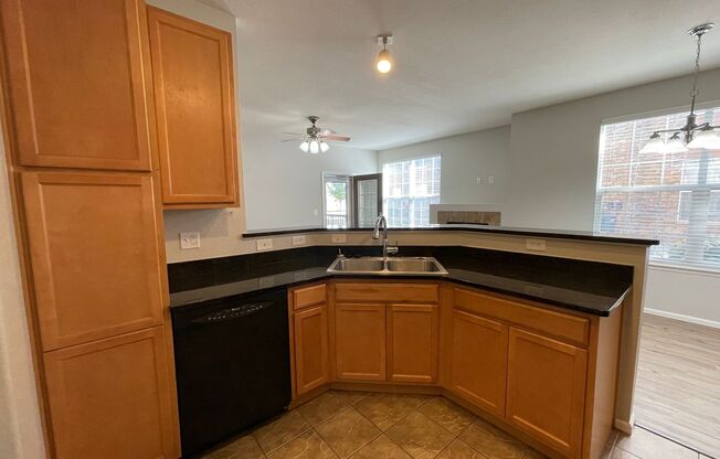 2 beds, 2 baths, $2,200