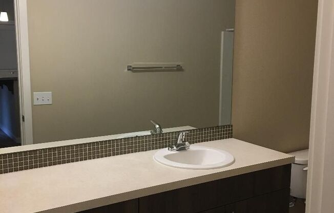 1 bed, 1 bath, $1,695, Unit 4838-304