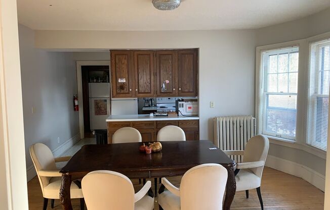 6 beds, 2 baths, $3,240, Unit Unit 1