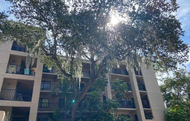 1540 Riverside Drive
